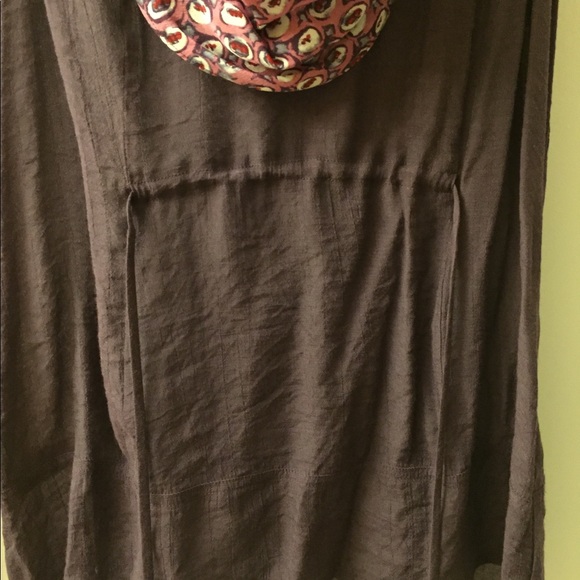 Sleeveless Blouse from Anthropologie - Picture 4 of 6
